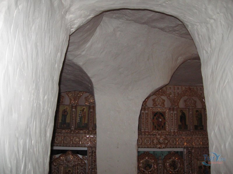 Свято-Троицкий Холковский монастырь