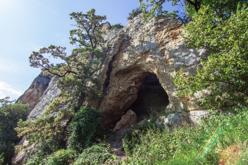 Пещера в Даховской