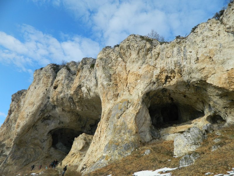 Пещера сквозная Адыгея фото