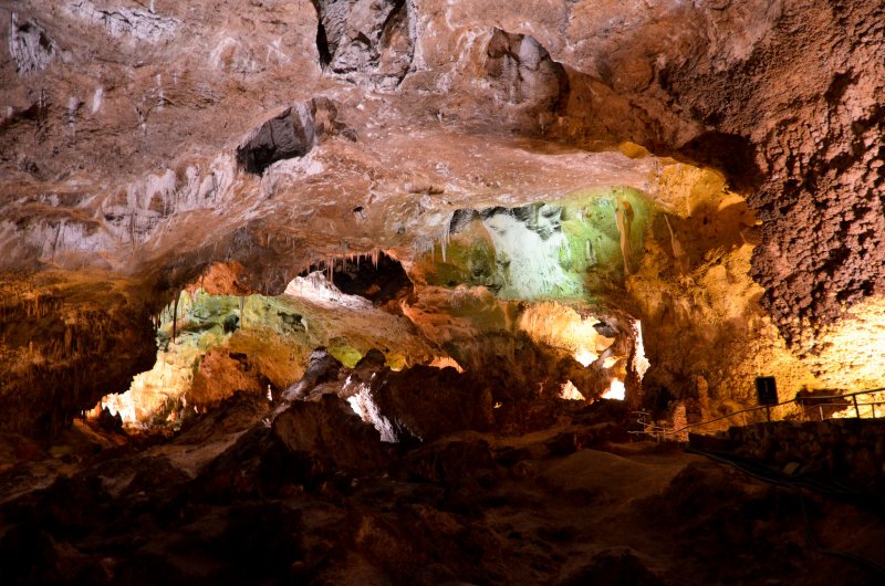 Шульган Таш пещера сталактиты