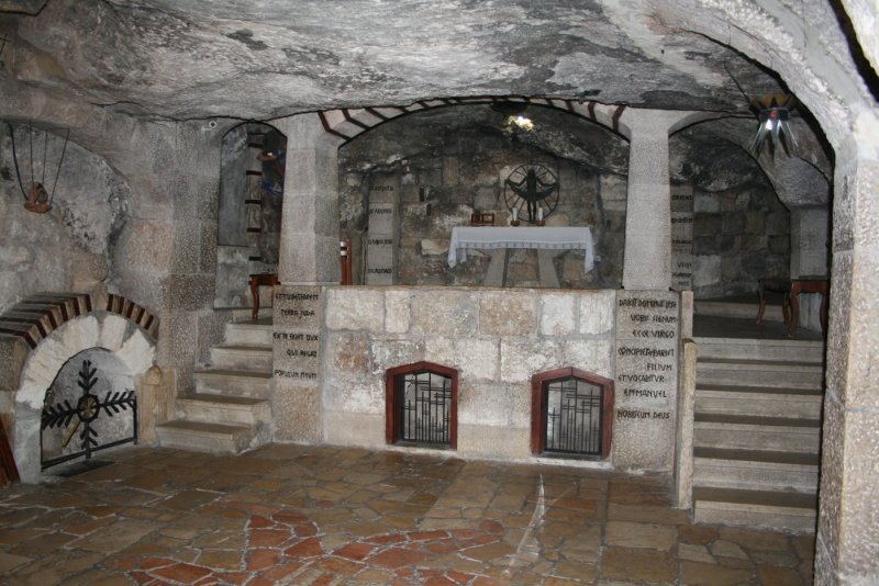 Базилика Рождества Христова в Вифлееме пещера