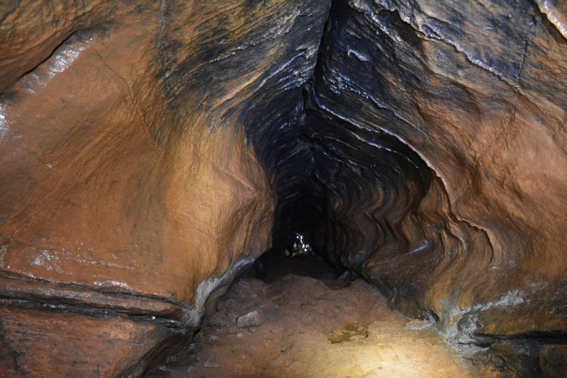 Уральские горы пещеры