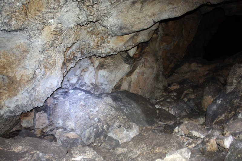 Пещера черного дьявола в Хакасии