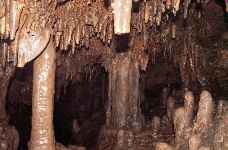 Абакан пещера Бородинская
