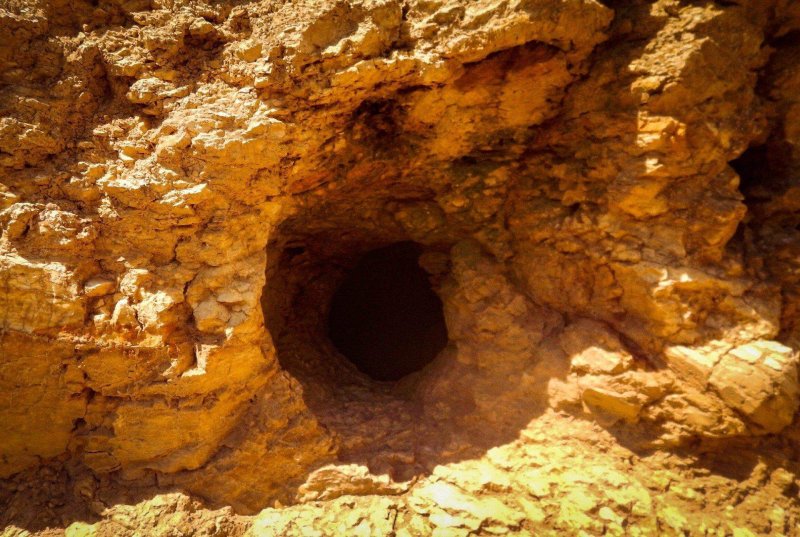 Астраханская область Баскунчакская пещера