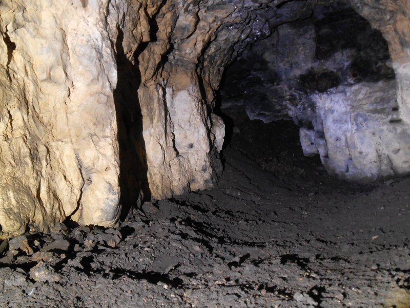 Пещера Серпиевская на карте