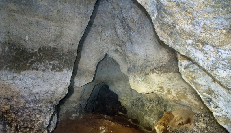 Зуя пещера Таврида