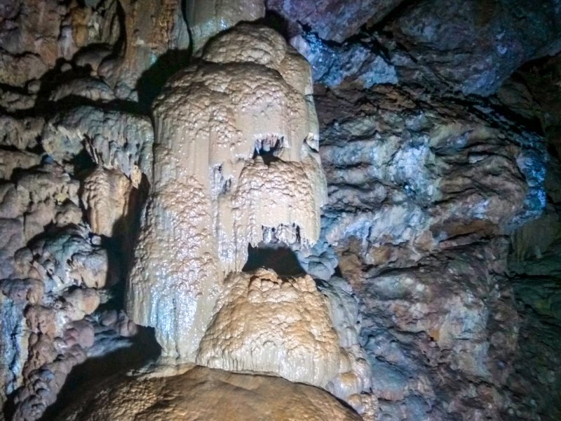 Карстовая пещера в Абхазии новый Афон