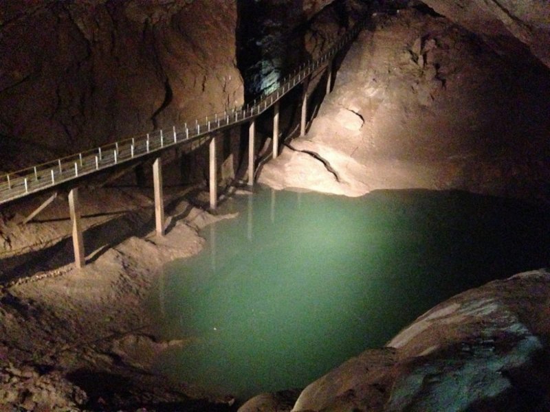 Новоафонский пещерный комплекс
