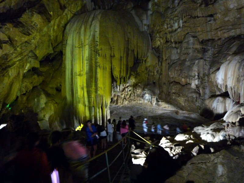 Абхазия пещеры Новоафонская пещера