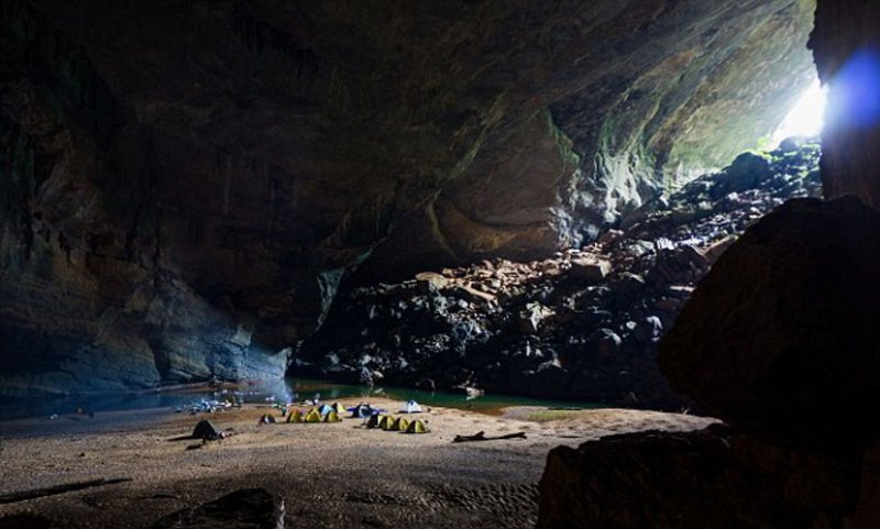 Пещера Хан сон Дунг Вьетнам