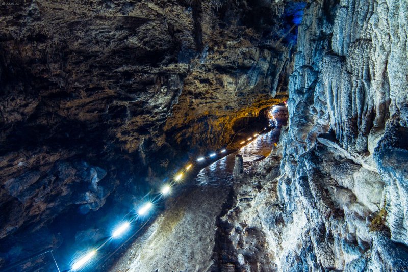 Большая Азишская пещера Лагонаки
