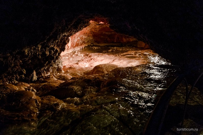 Киик-Коба красная пещера