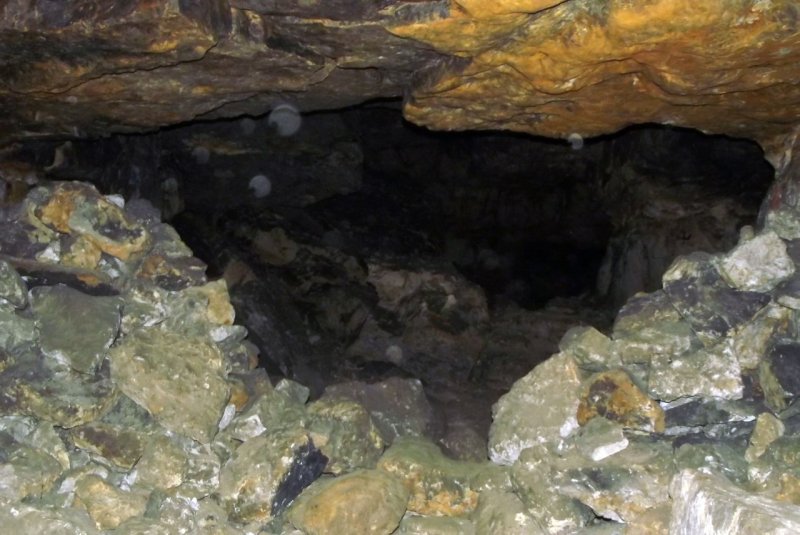 Штрек пещера
