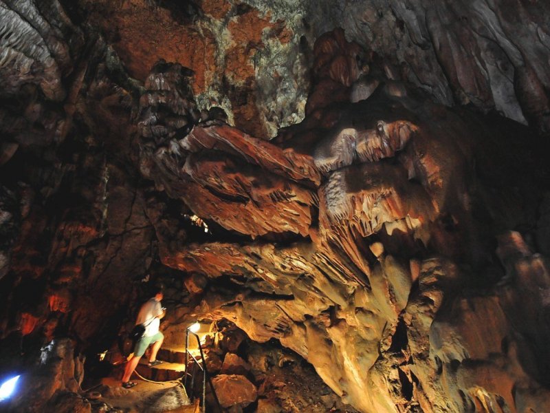 Скельская пещера Форос
