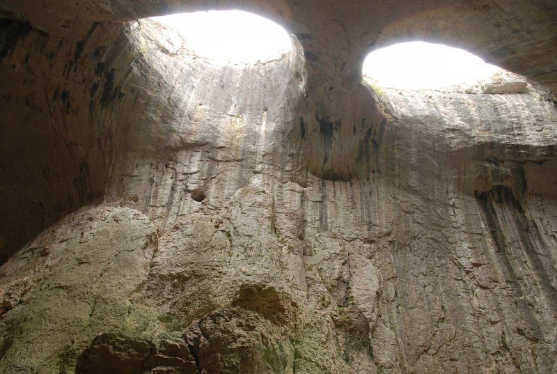 Киево-Печерская Лавра пещеры