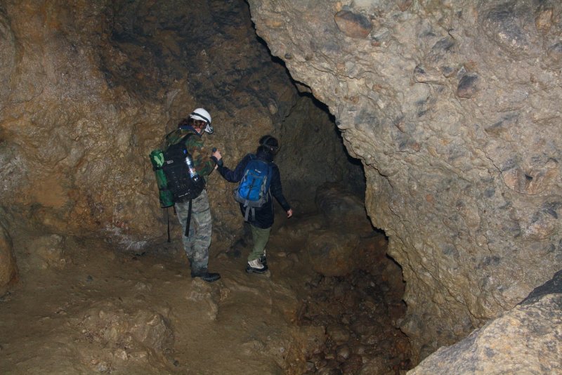 Горячий ключ большая Фанагорийская сталактитовая пещера
