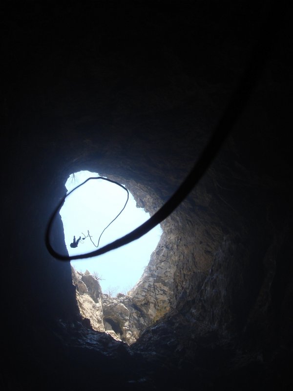 Пещера ласточек