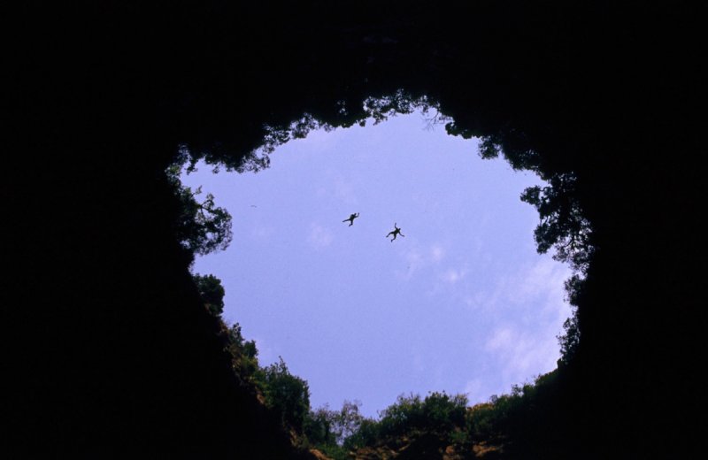 Пещера ласточек фильм