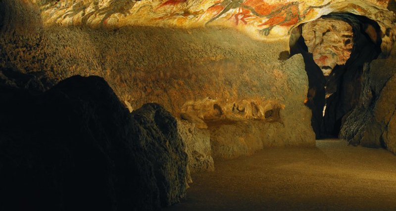 Пещера Ласко во Франции зал Быков