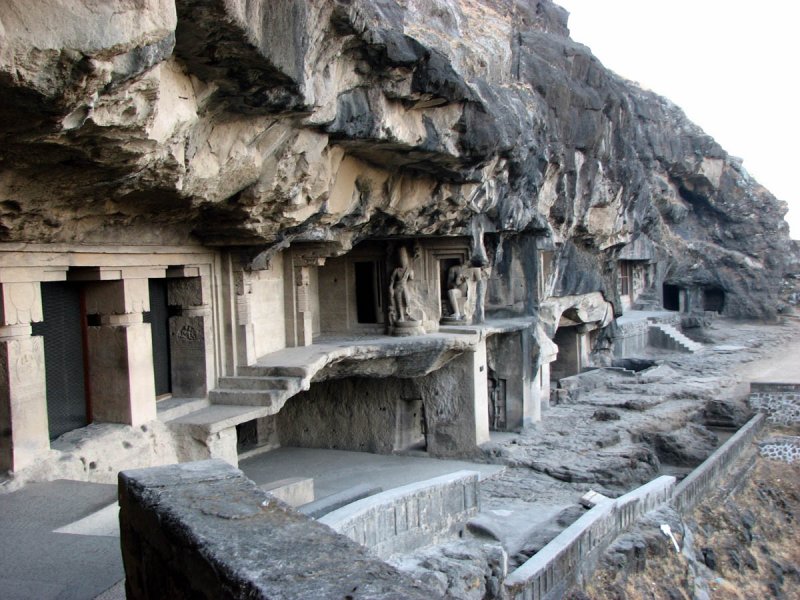 Храм Карли и аджарти в Индии