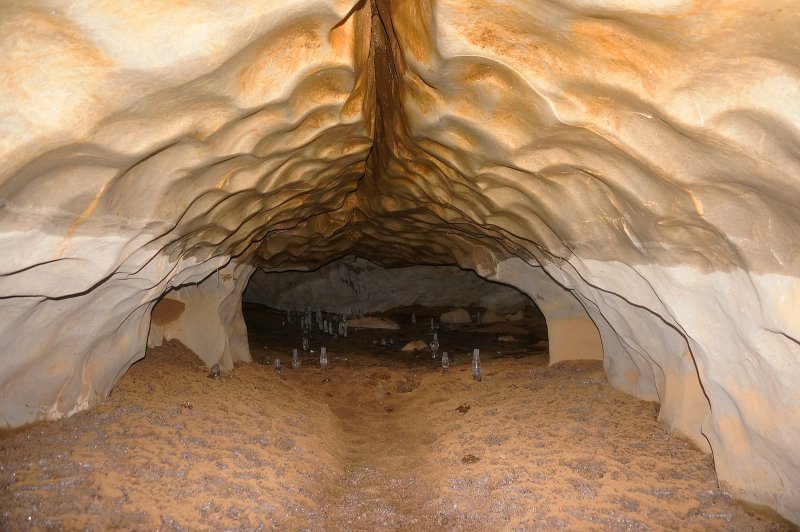 Пещера Сказ Шемахинская-1