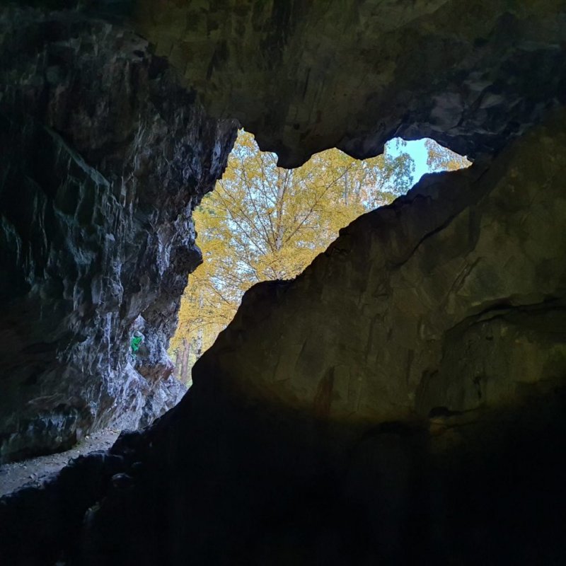 Гора Пидан пещера