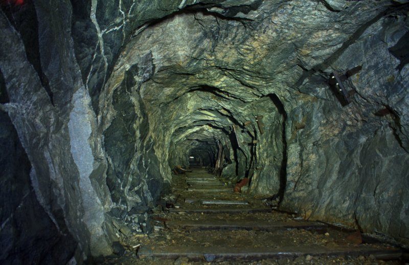 Пещера Сугомак колодец