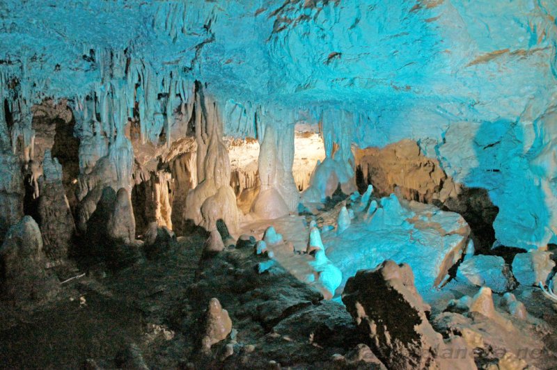 Пещеры Азишская и нежная