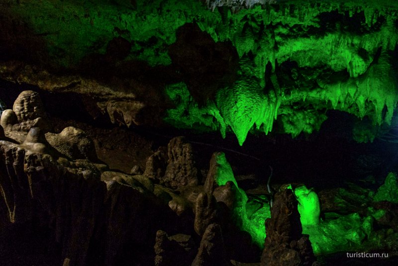 Азишская пещера Краснодарский край