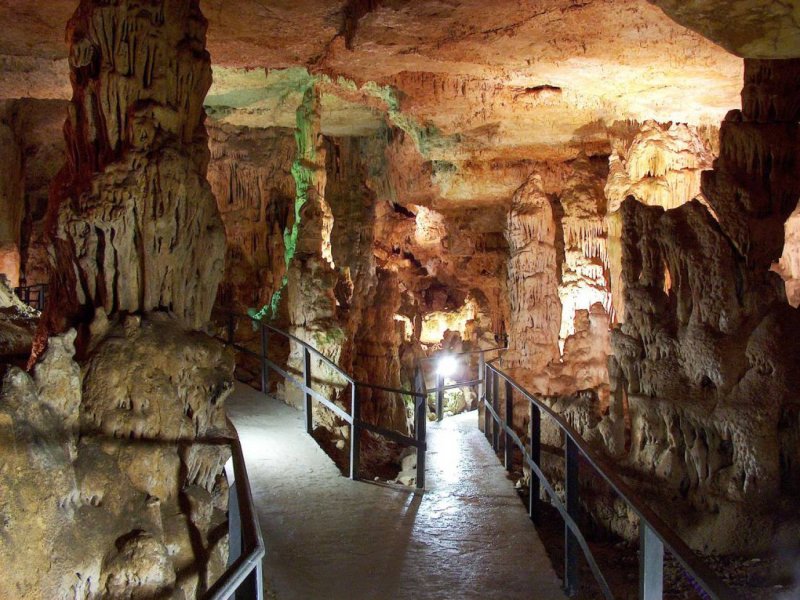Пещера Озерная в Лаго-Наки