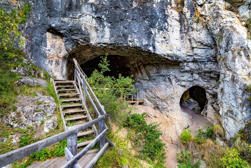 Денисова пещера на Алтае