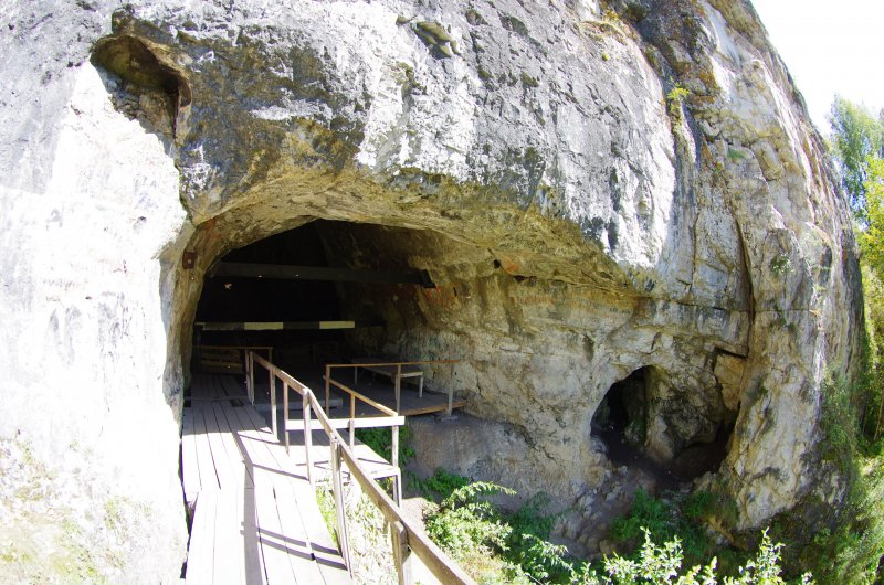 Денисовская пещера на Алтае