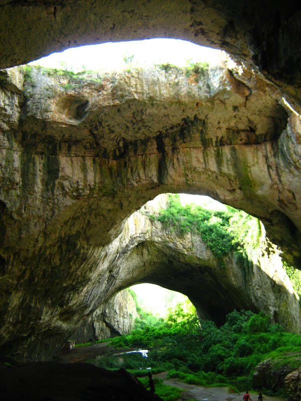 Ахштырская пещера без света