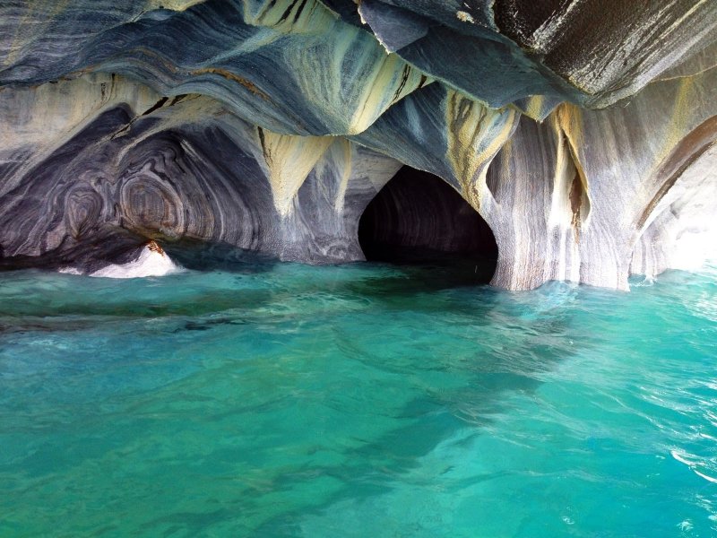 Крымская мраморная пещера