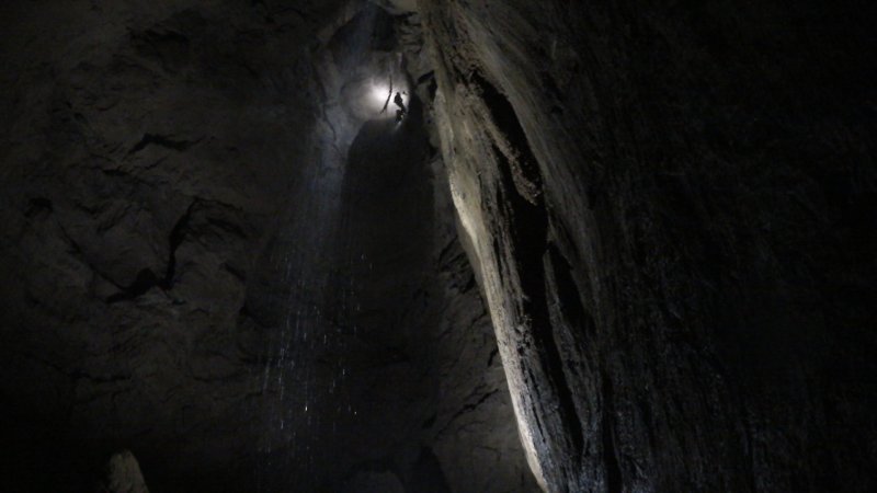 Пещера Крубера-Воронья расположение