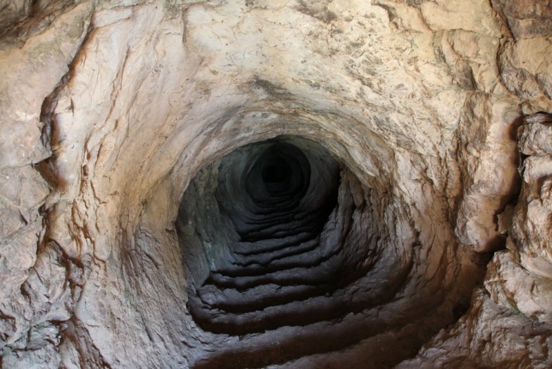 Самая глубокая пещера в мире Веревкина