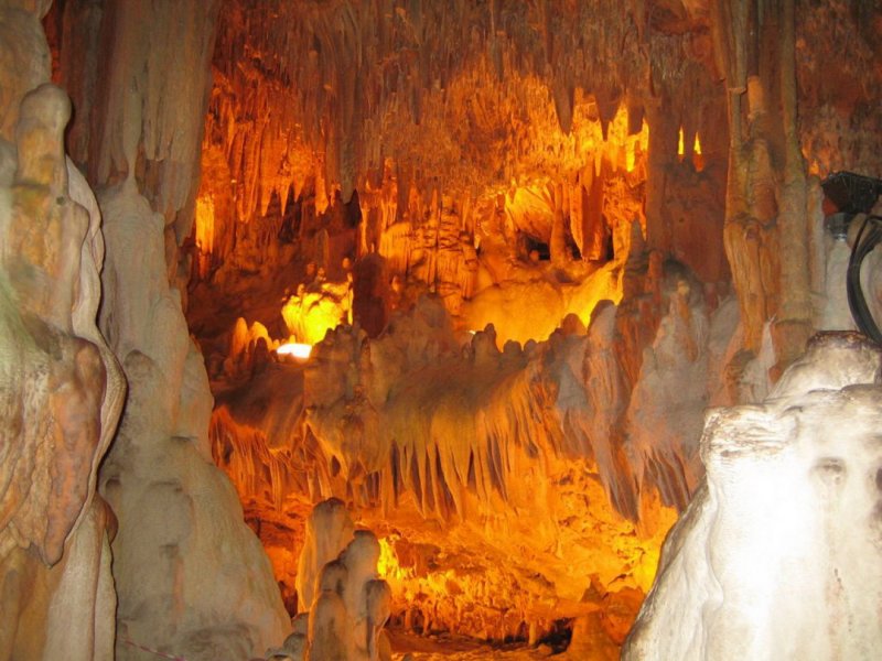 Пещера Дамлаташ в Алании