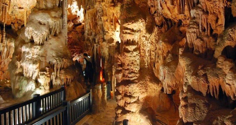 Турция Алания пещера Дамлаташ