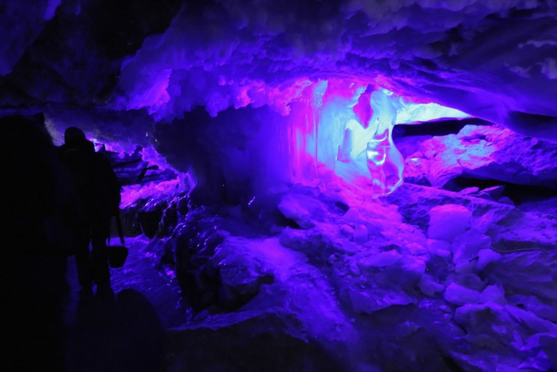 Новоафонский Ледяная пещера фото