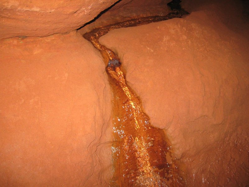 Стоктышские пещеры