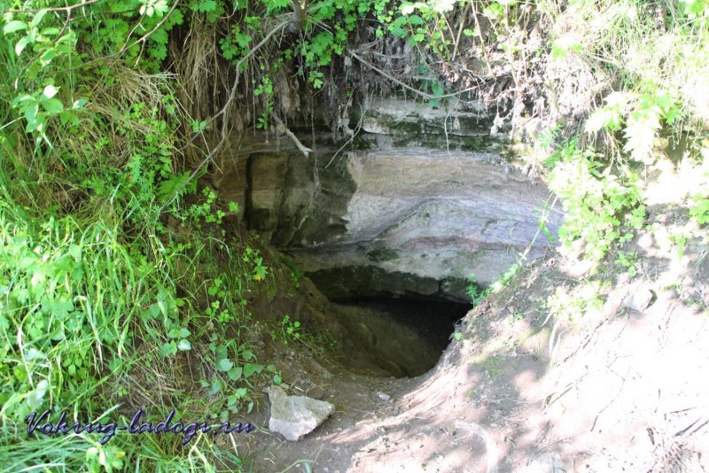 Борщовские пещеры на реке Оредеж