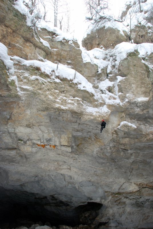 Вертолетная пещера в Башкирии