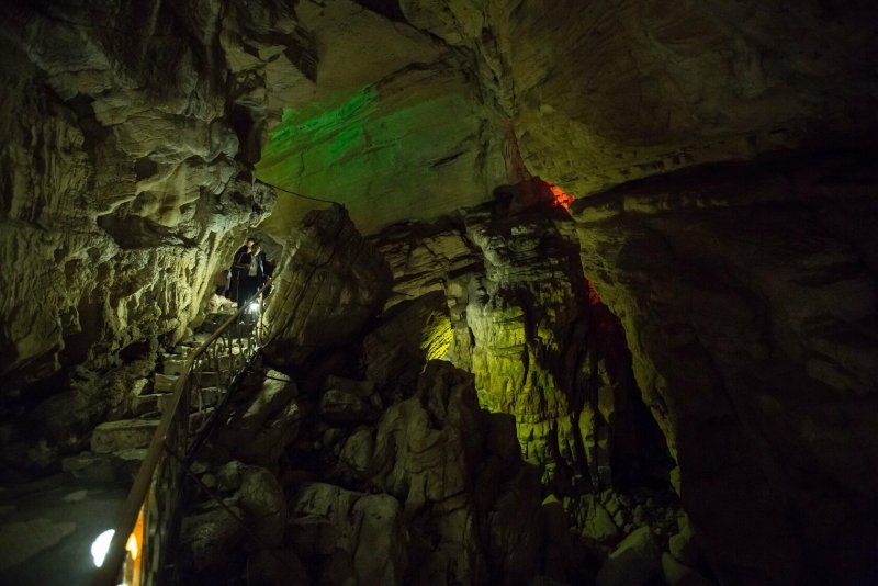 Воронцовские пещеры ручей