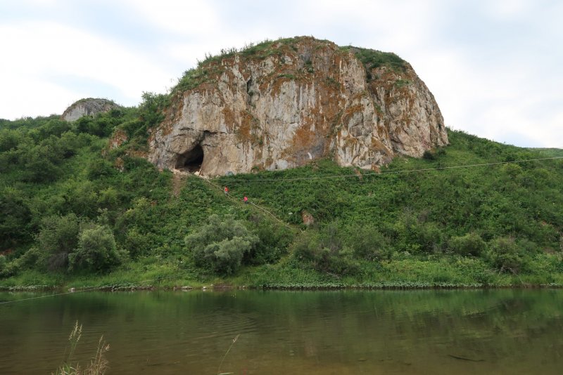 Денисова пещера на Алтае