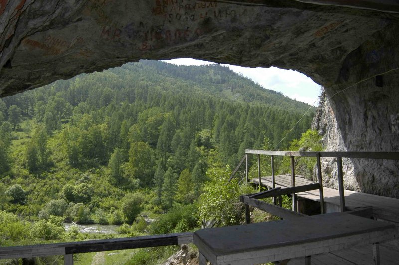 Пещера ящур Алтайский край