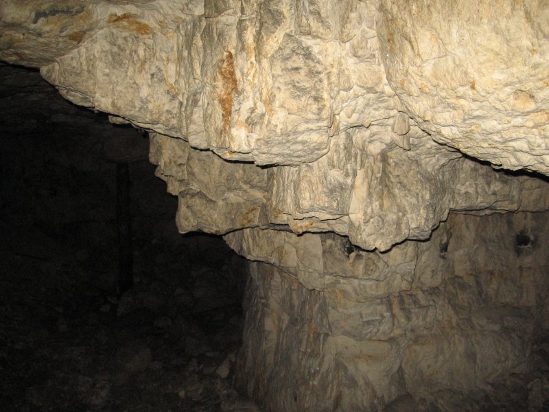 Сериал Пилигрим пещера