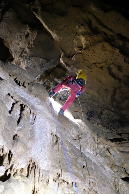 Пещера Киндерлинская красоты