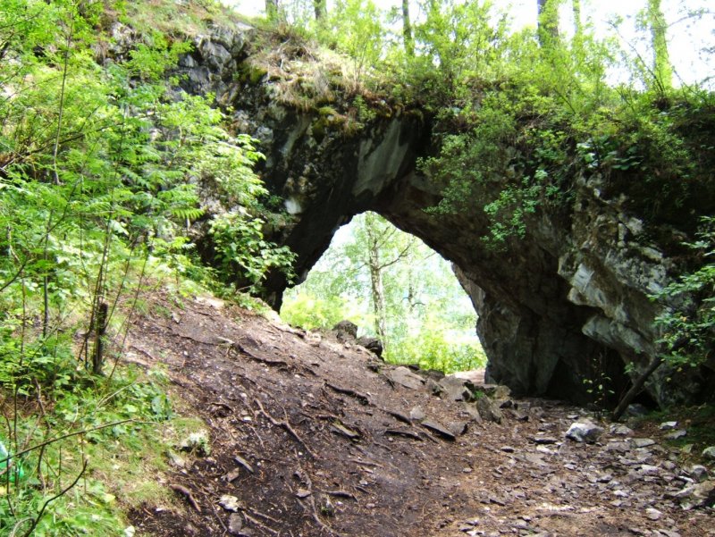 Тавдинская карстовая арка
