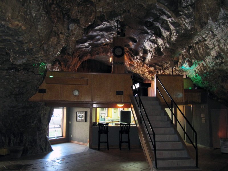 Дом в пещере Фестус, Миссури